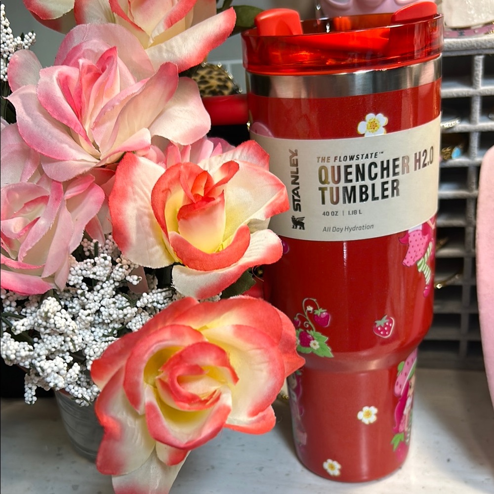 Stanley Red Floral Quencher Tumbler